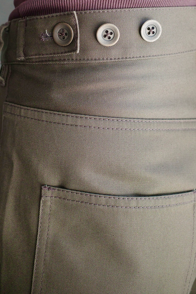 ワイドレッグパンツ